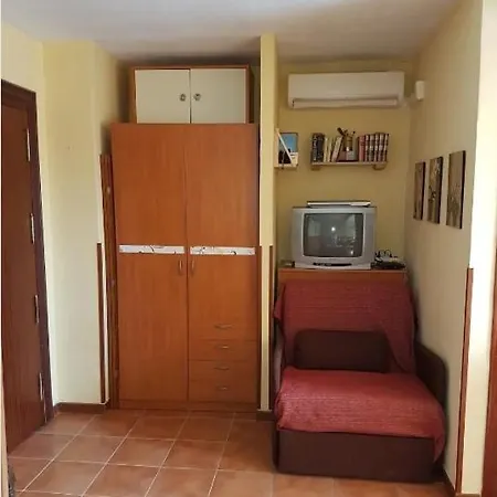 Estudio Ideal En *
